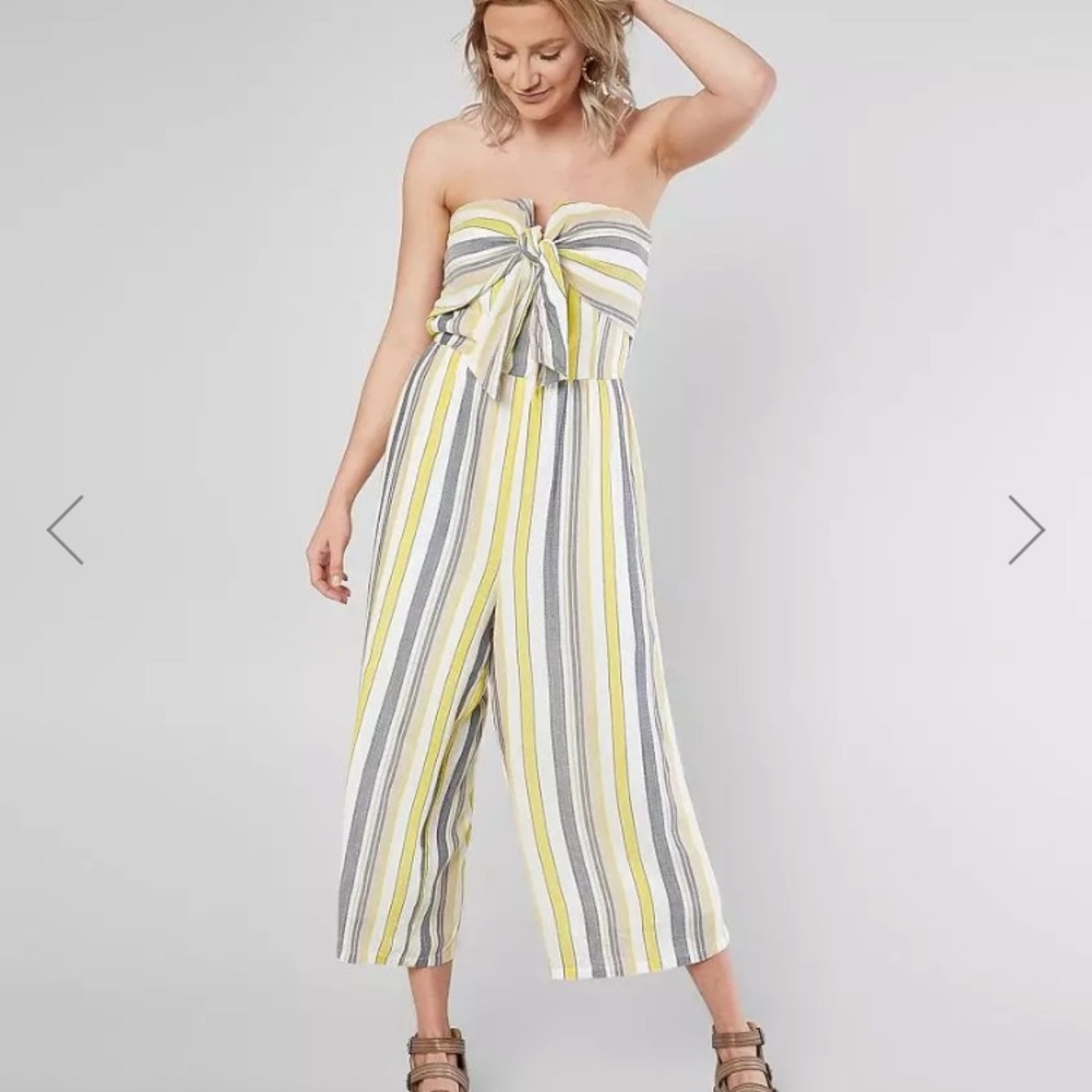 NWOT Strapless Striped Wide Leg Jumpsuit